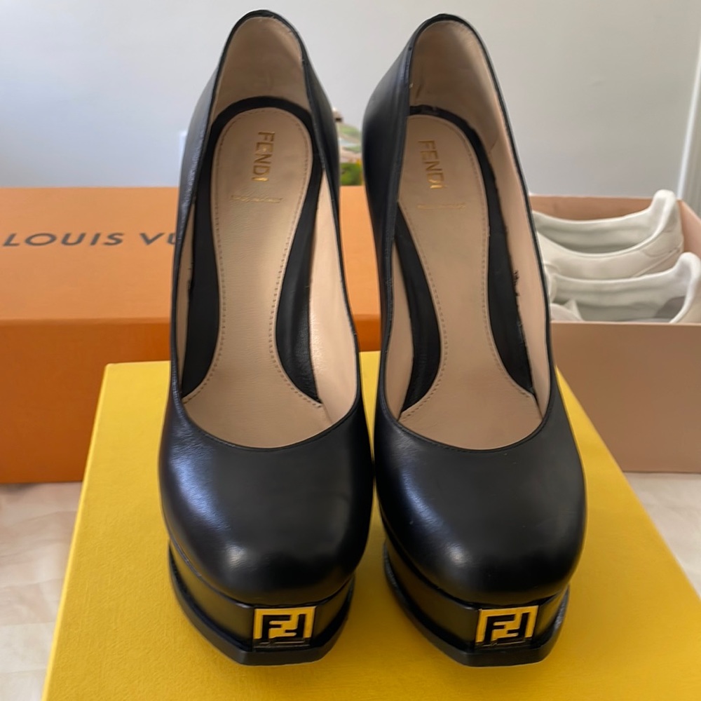 Fendi fendiista  logo tow double platform pump black